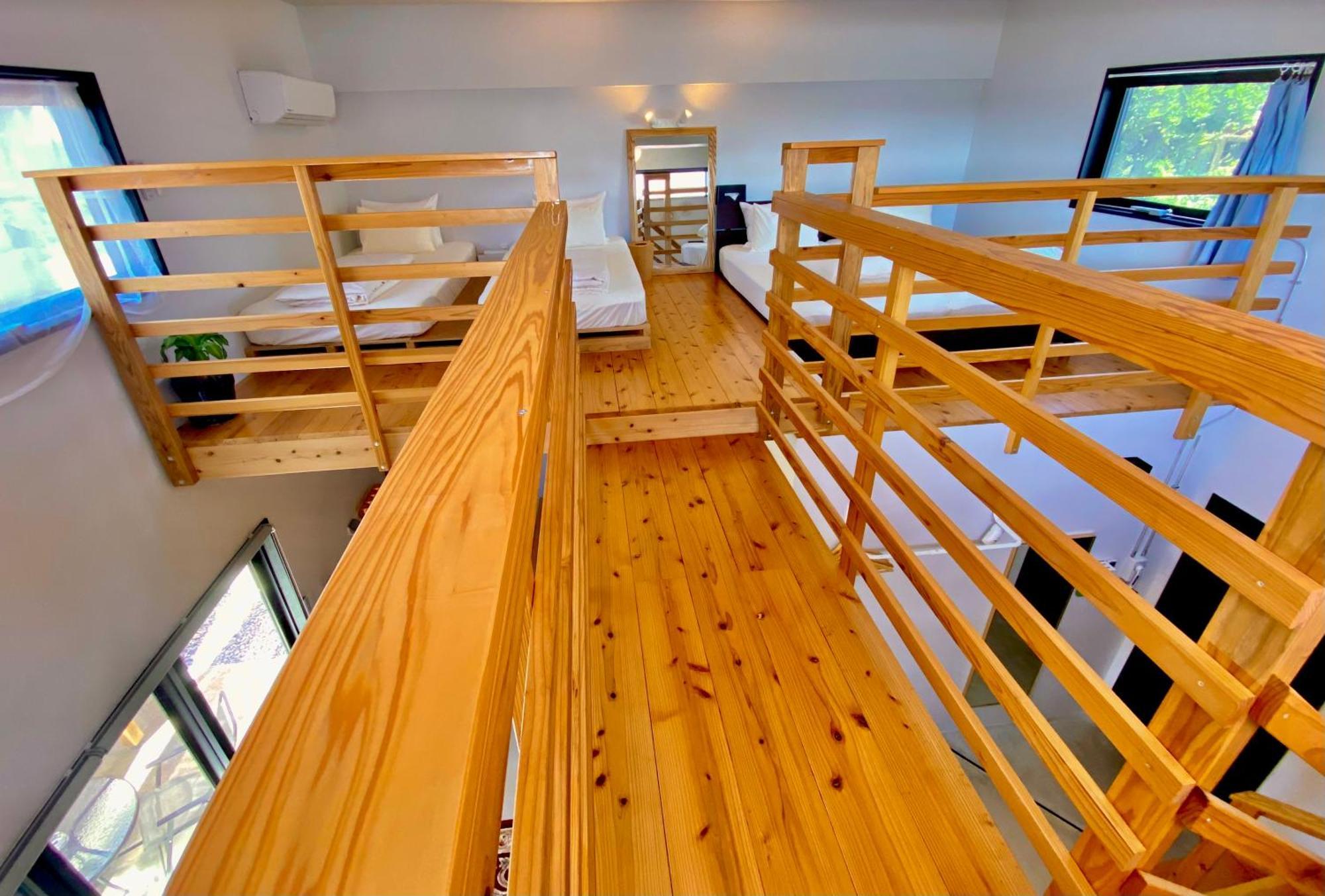 Hotel Little Swiss House Motobu Exterior foto